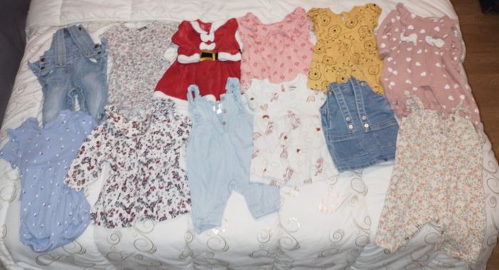 Lot vêtements bébé fille - photo numéro 5