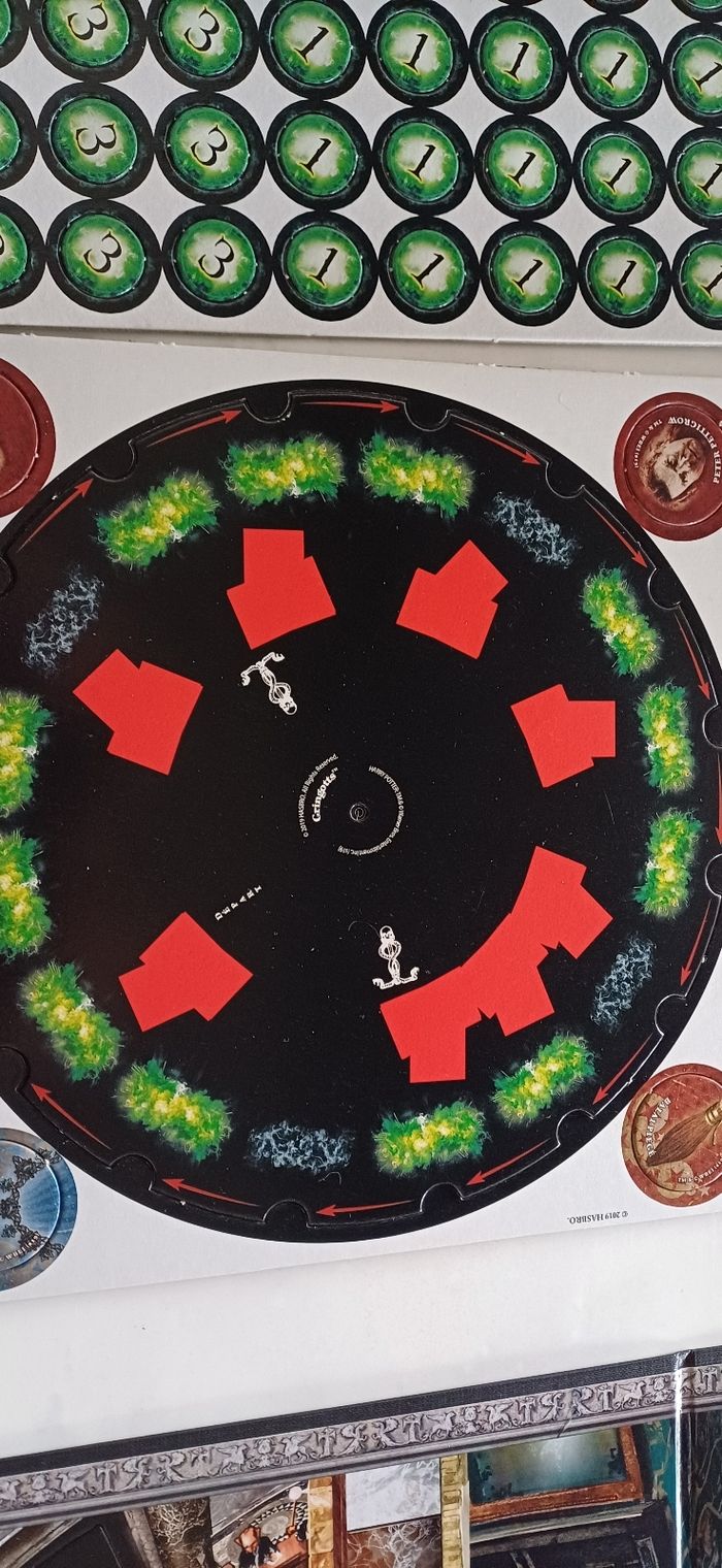 Lot 2 jeux de société : monopoly et cluedo - photo numéro 8