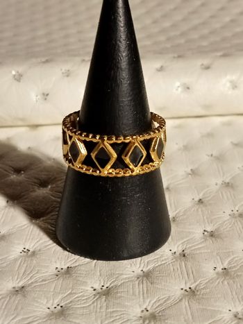 Tres belle bague, pour femme