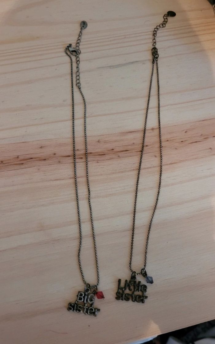 Collier grande soeur et petite soeur