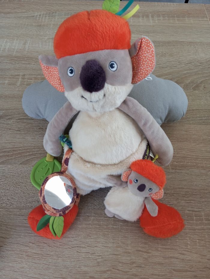 Peluche d'activités