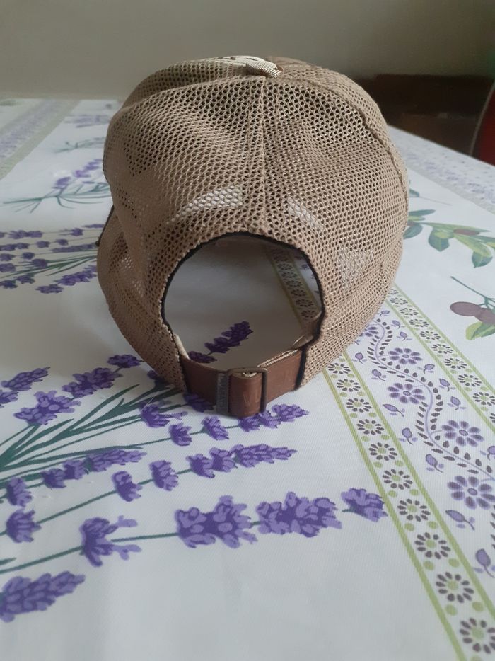 Casquette - photo numéro 3
