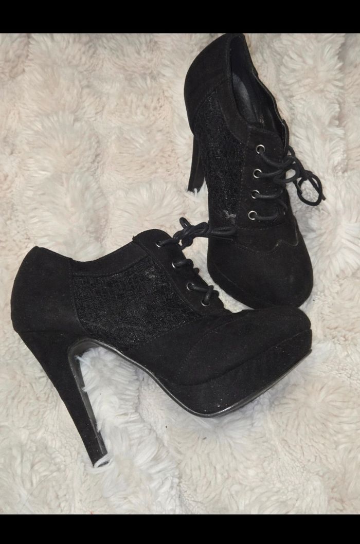 Talons dentelles - photo numéro 2