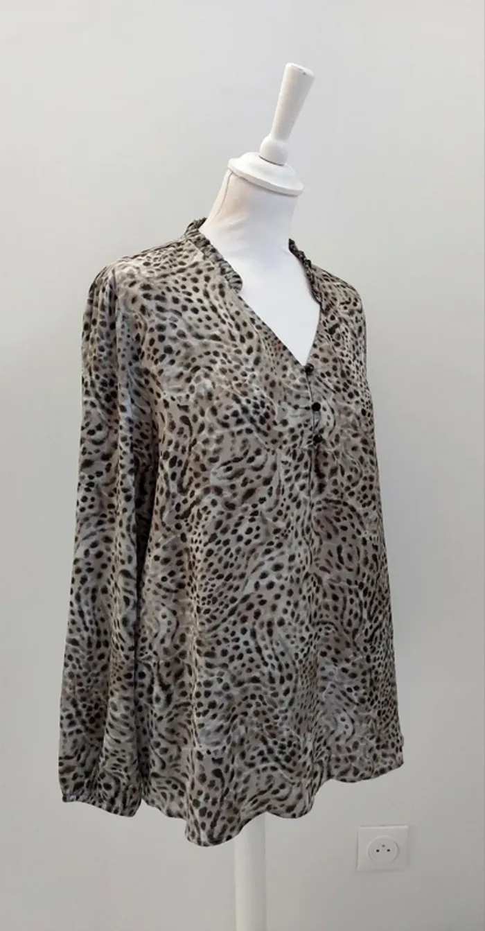 Blouse fluide manches longues imprimée 46-48 - photo numéro 3