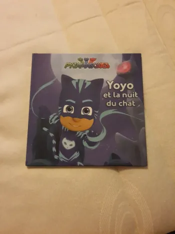 Livre Pyjamasques Yoyo et la nuit du chat