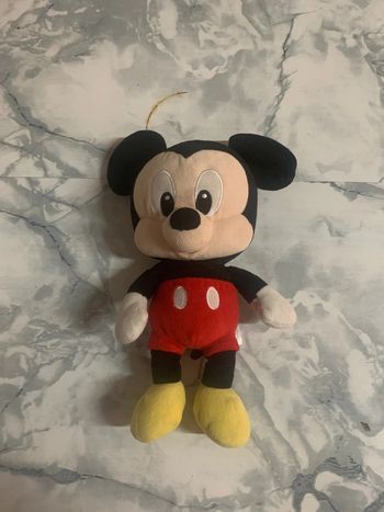 Peluche Mickey