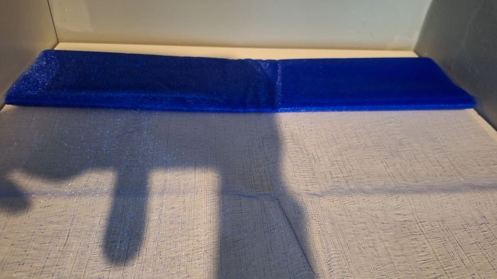 Tulle bleu 9m60 neuf