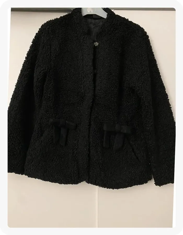 Manteau noir Akino Laude