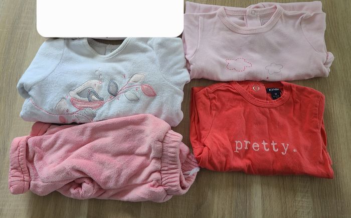 Lot vêtements fille 1 mois (44 pièces) - photo numéro 4