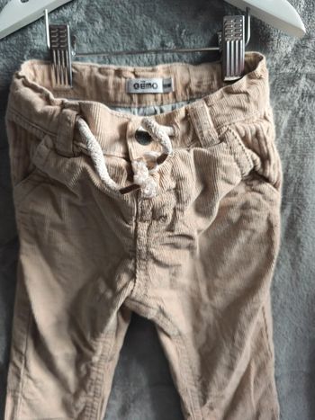 Pantalon épais taille 12 mois marque gémo