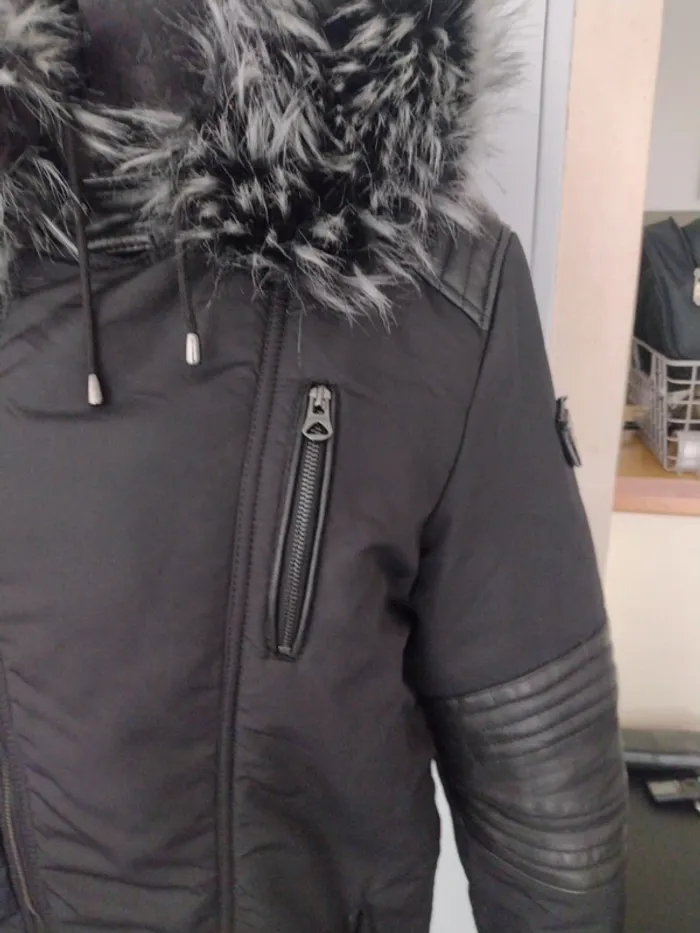 Parka Kaporal noire avec capuche fourrure – Taille L – Excellent état - photo numéro 6