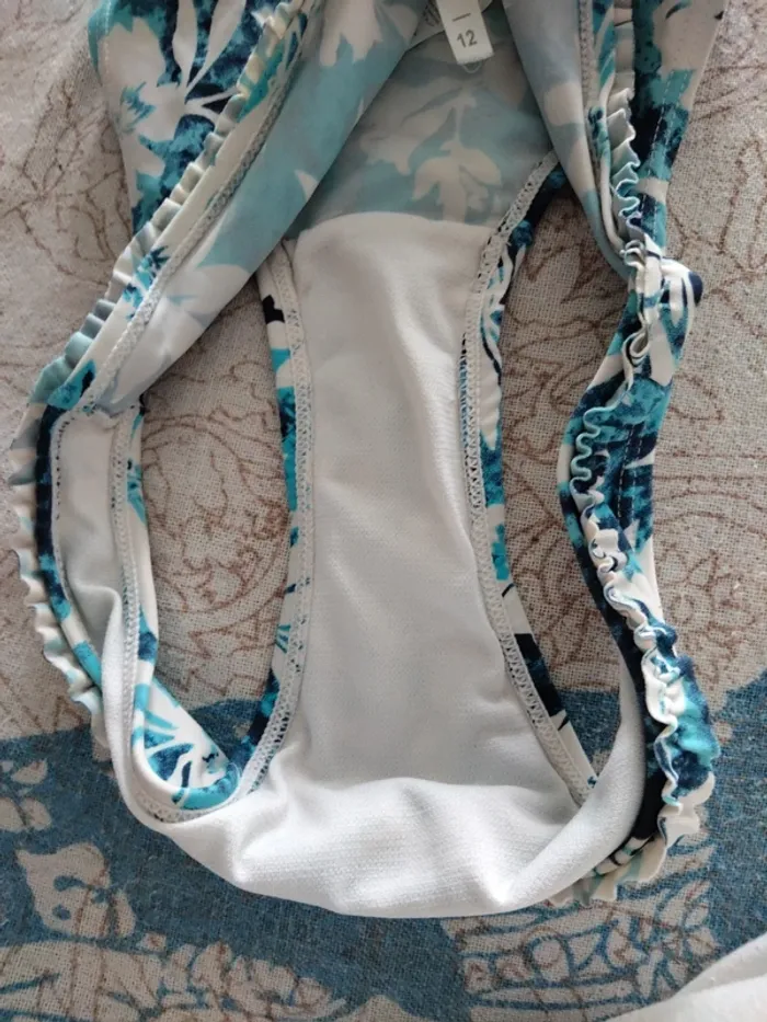 Maillot de bain 2 pièces - photo numéro 3