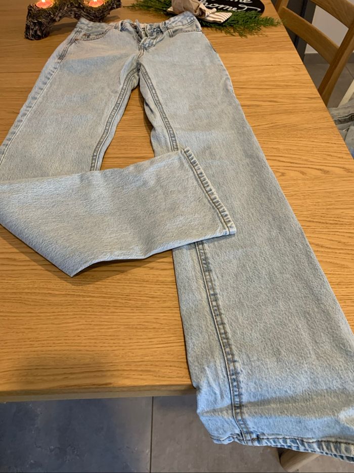 👖 Jean évasé Stradivarius – Taille 32 D92 - photo numéro 2