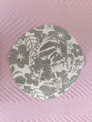 Original chapeau a fleurs style surfer