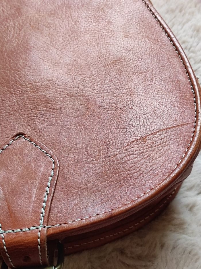 Sac bandoulière en cuir - photo numéro 8