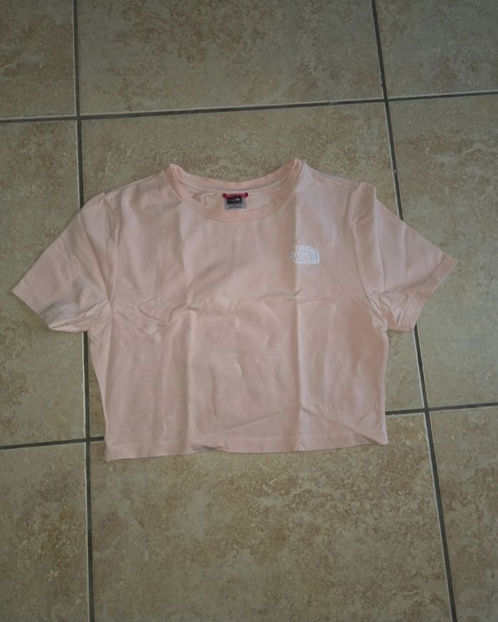 T-shirt the north face