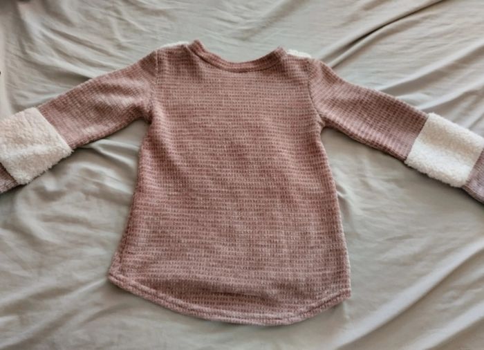 Pull Lol surprise Luisavtaille 2 ans - photo numéro 3