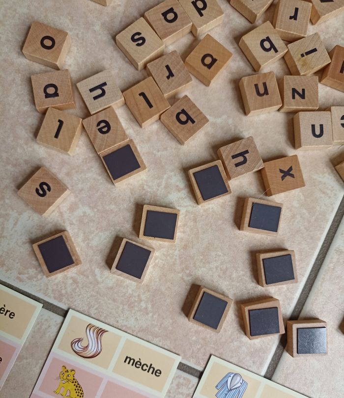 Vintage - jeu de lettres magnétiques - photo numéro 8