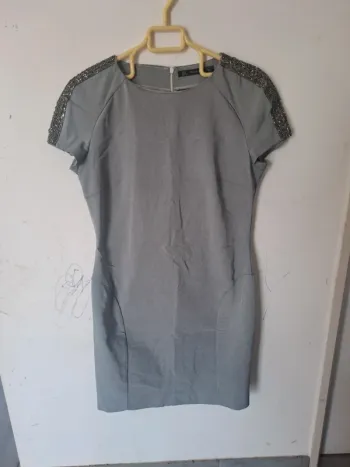 Robe près du corps gris Zara Taille L (40)