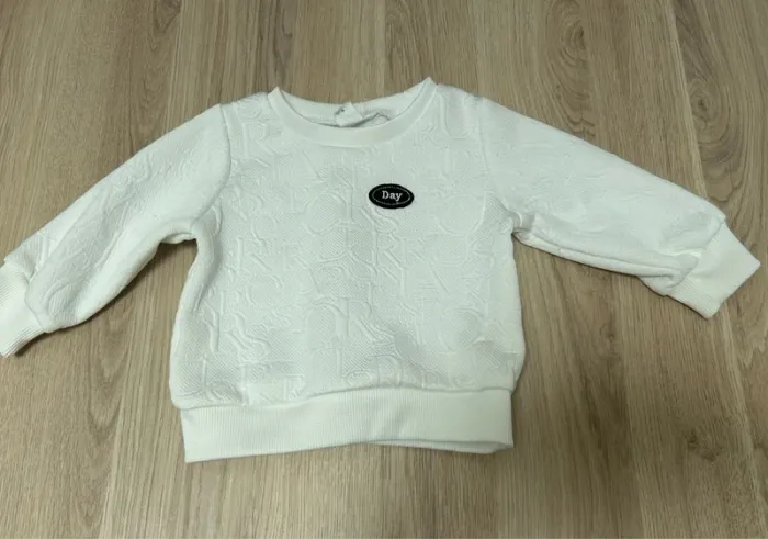 Lot vêtements bébé taille 12/18 mois - photo numéro 4