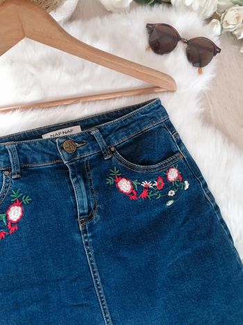 Jolie jupe en Jeans Naf Naf taille 36