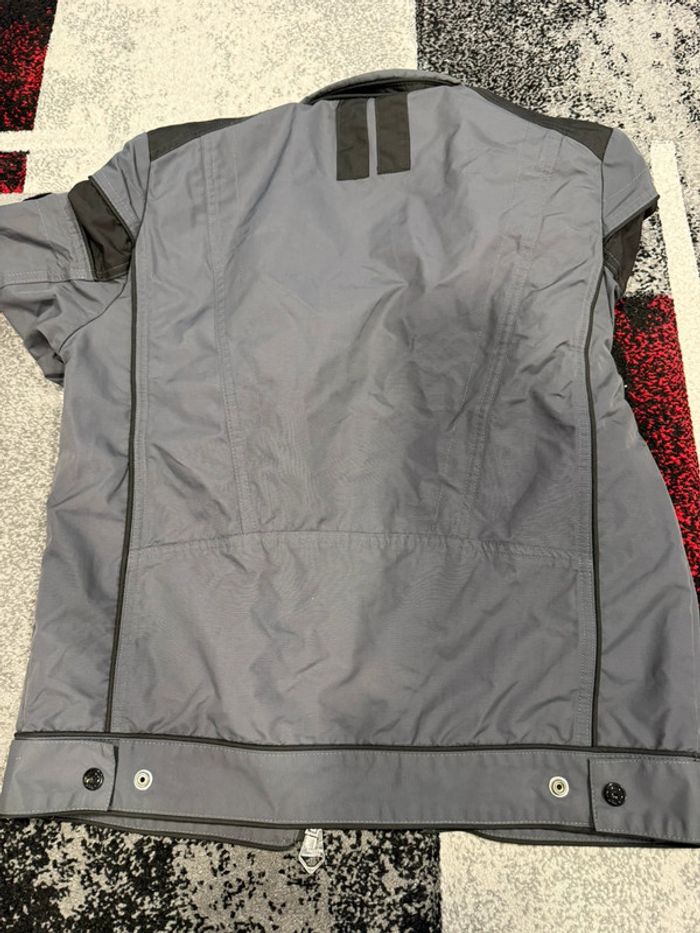 Veste - photo numéro 3