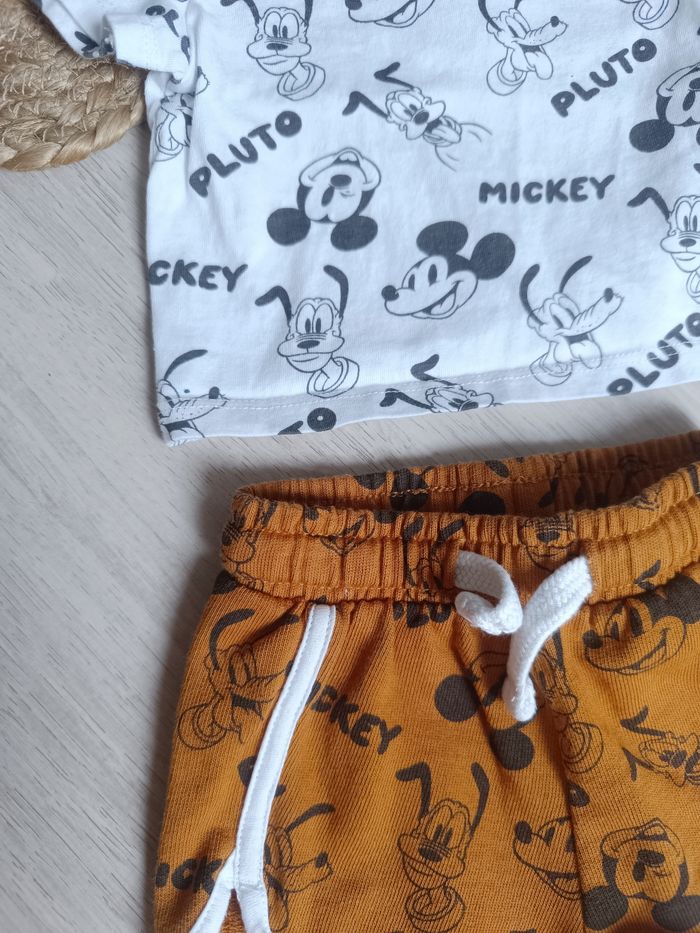 Ensemble Disney 1 mois - photo numéro 2