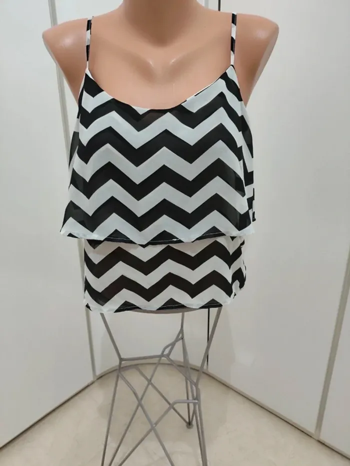 Top de H&M - photo numéro 2