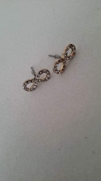Boucles d'oreilles infini