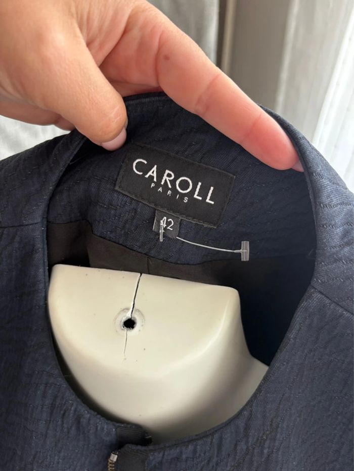 Veste Caroll - comme neuve - bleu très foncé - détails velours sur les manches - taille 42/XL - photo numéro 8