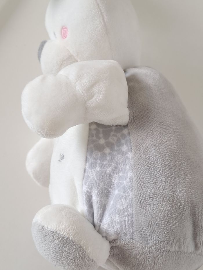 Doudou lapin musical - photo numéro 4