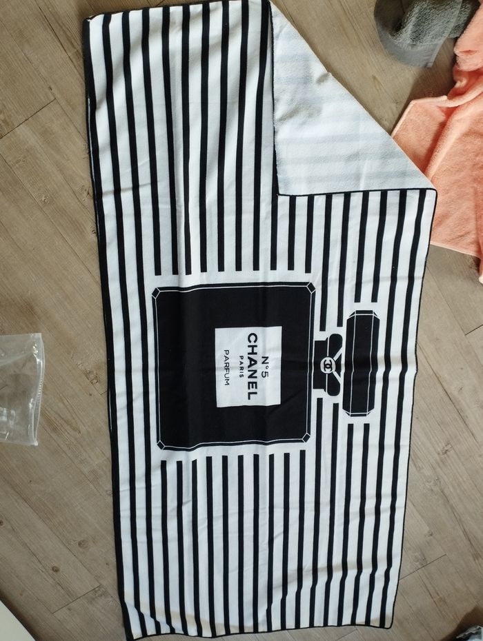 Vêtements bains enfants - photo numéro 3