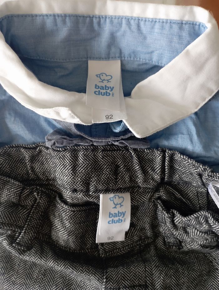 Chemise bleu manche longue et pantalon gris Chino et noeud papillon gris C&A 92 cm neuf 10€ - photo numéro 4