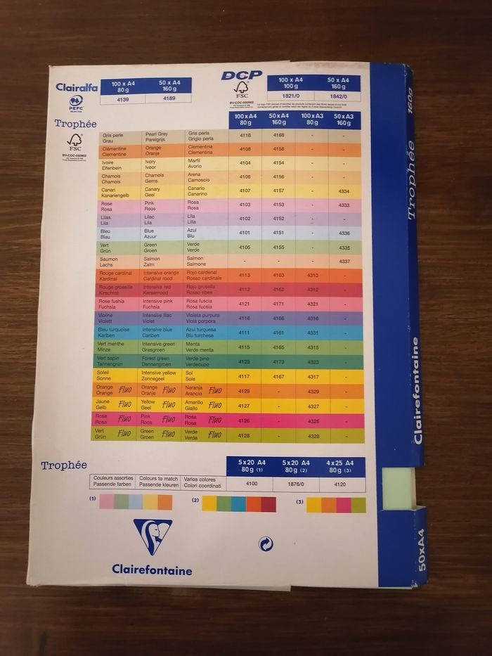 Feuilles cartonnées 160g Clairefontaine vert d'eau - photo numéro 4