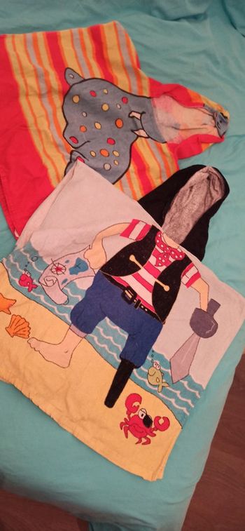 Lot 2 capes bain