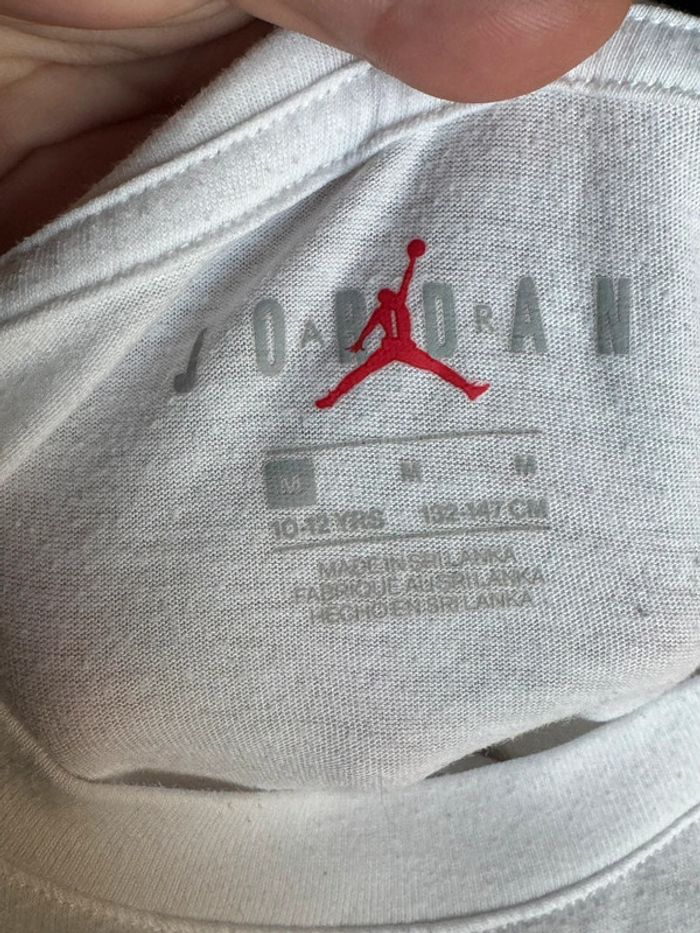 T shirt Jordan 10/12 ans - photo numéro 2