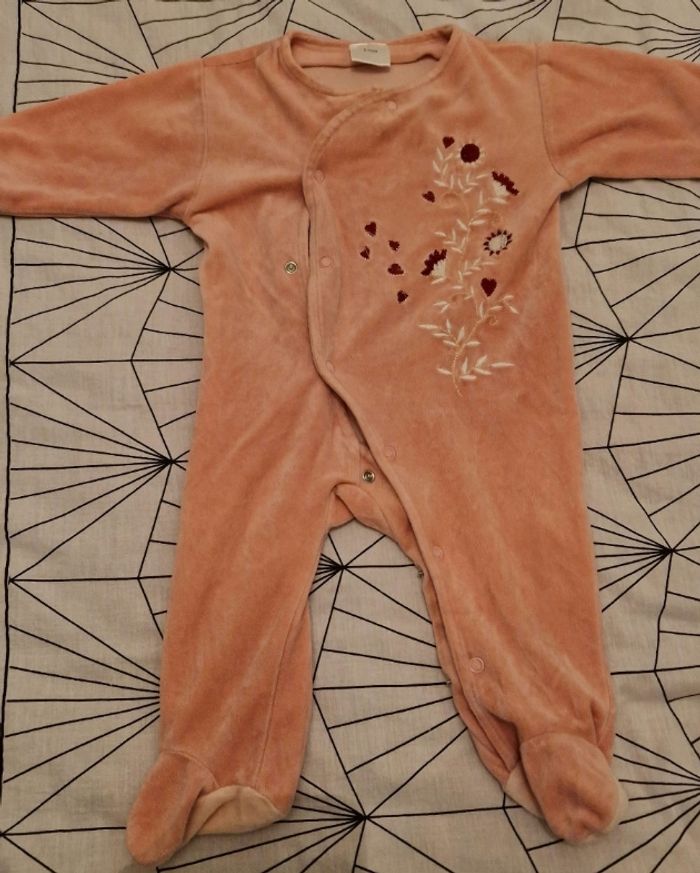 Pyjama - photo numéro 2