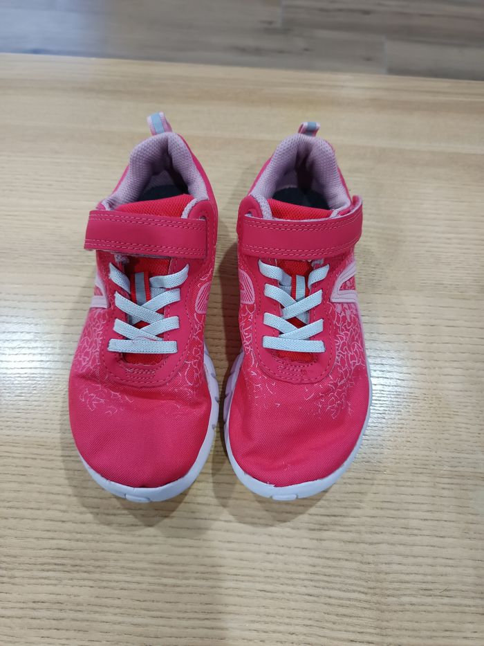 Baskets Decathlon taille 3