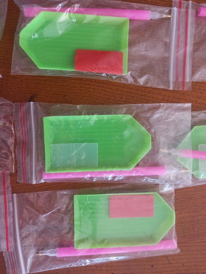 Lot 8 accessoires Diamond painting - photo numéro 4