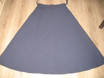 JUPE LONGUE AMPLE BLEU MARINE - NEUVE - TAILLE L - n°01