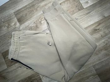 Jogging Bas Nike tech beige crème