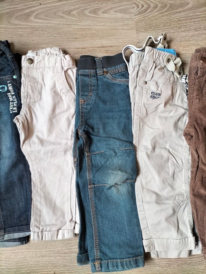 Lot  jeans /pantalon 2 ans - photo numéro 4