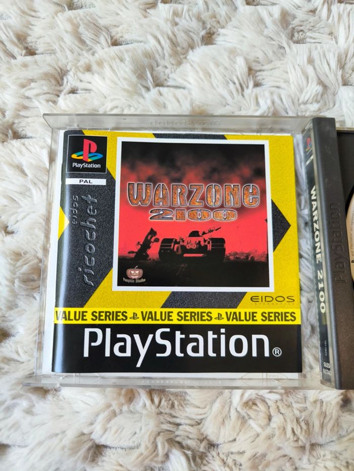 Jeu ps1 warzone 2010 - photo numéro 2