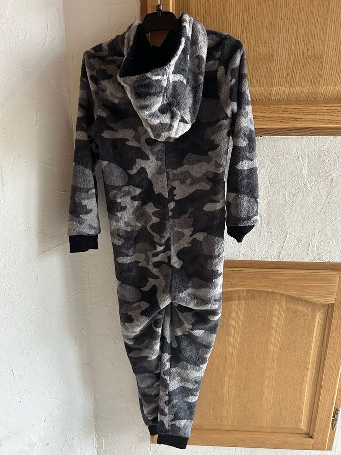 Pyjama combinaison Primark - 8/9 ans - photo numéro 2