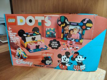 Lego dots