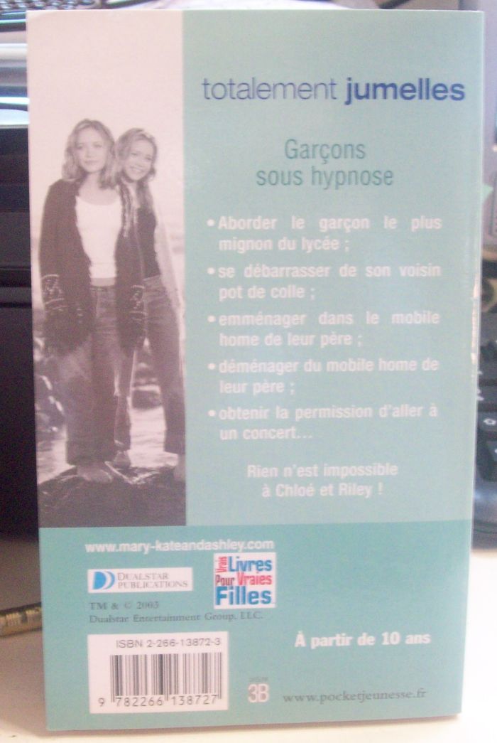 totalement jumelles, garçon sous hypnose - photo numéro 2