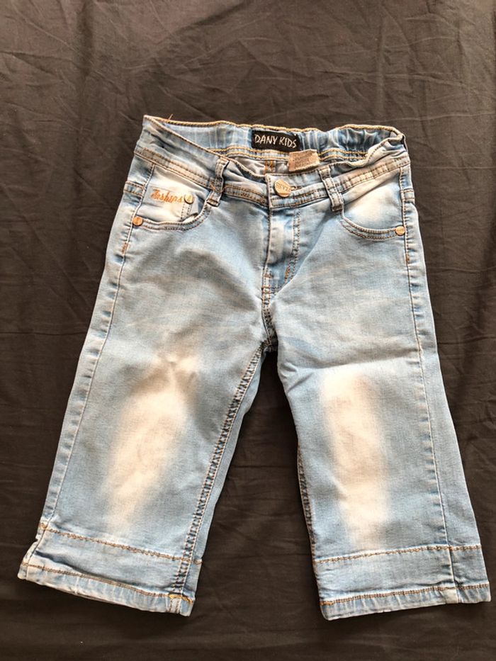 Short : pantacourt en jeans 10 ans Dany kids