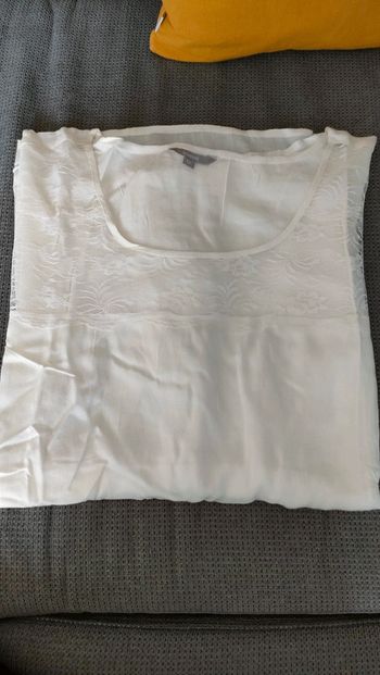 Tee shirt