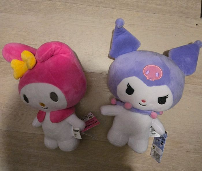 Lot de 2 grandes peluches neuves hello kitty - photo numéro 3