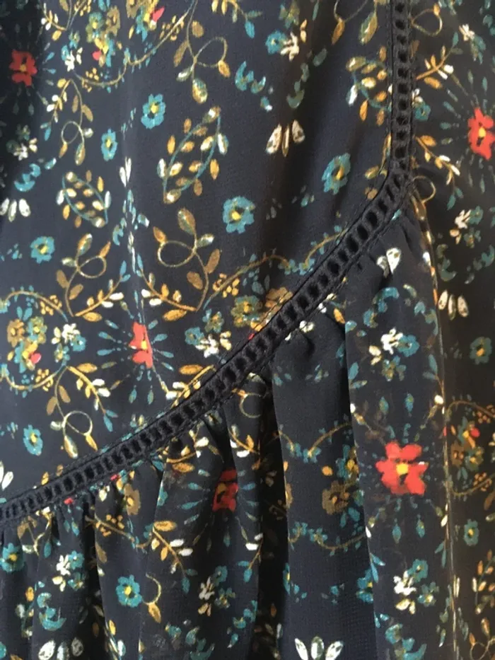 Magnifique robe de la boutique Camaïeu en 42 excellent état - photo numéro 5